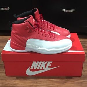 Basketball Shoes J12